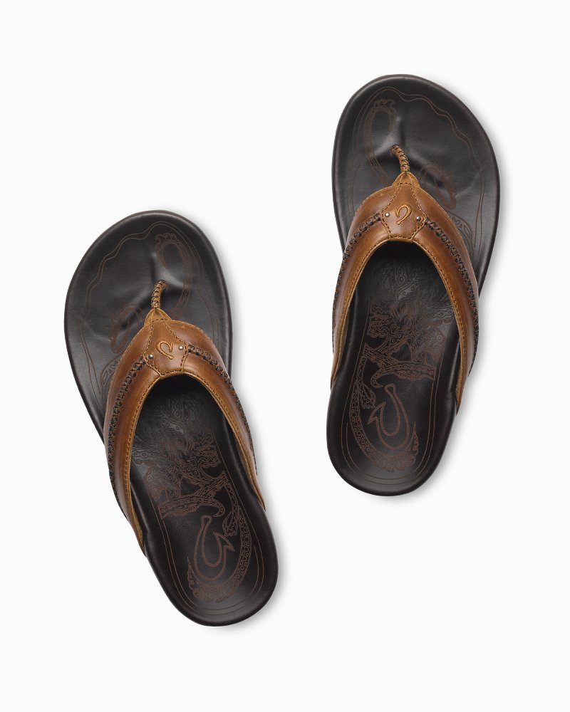 Tommy Bahama Essential - OluKai® Mea Ola Sandals