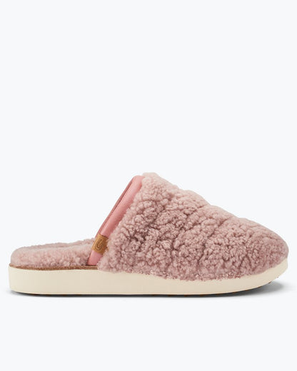 Tommy Bahama Smart Buy - OluKai® Pūpū Mua Fuzzy Slippers