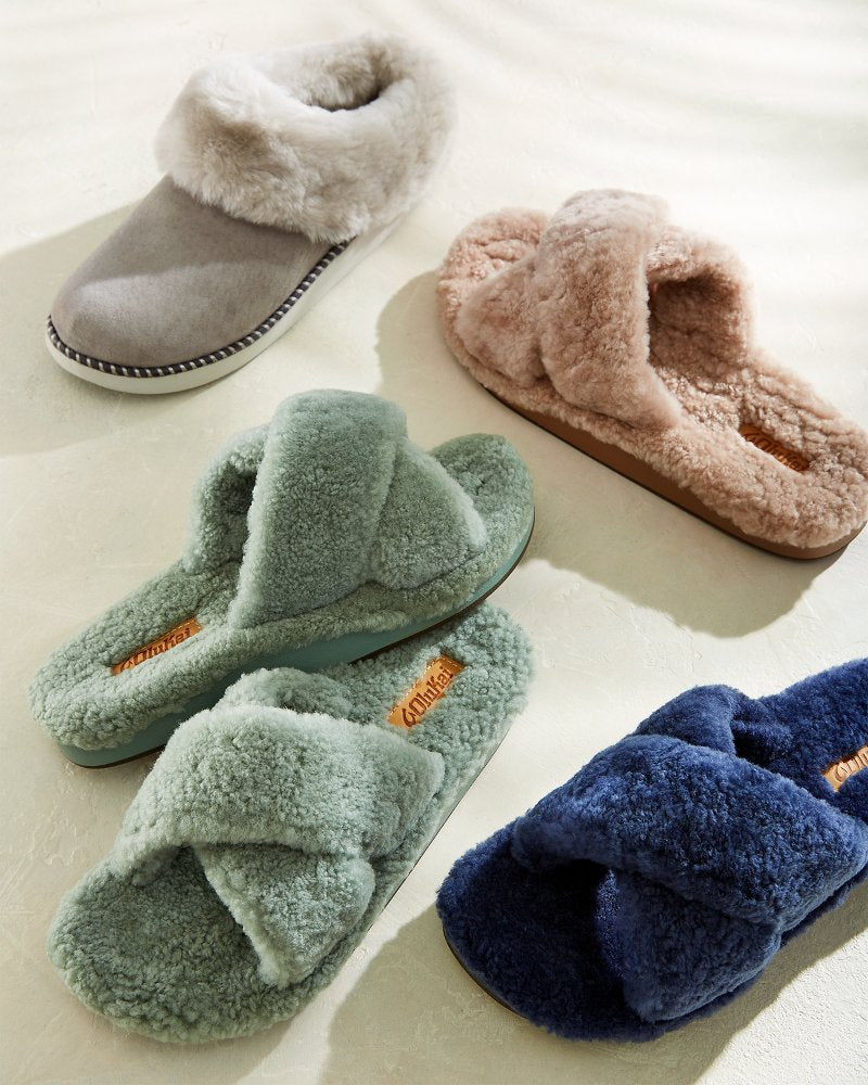Tommy Bahama Recommended - OluKai® Hila Heu Slippers