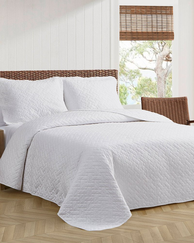 Tommy Bahama Hot Sale - Solid King Quilt/Sham Set
