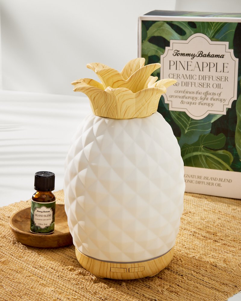 Tommy Bahama Quality - Island Blend Ceramic Pineapple Diffuser