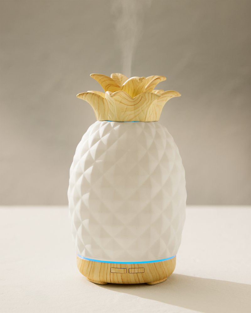 Tommy Bahama Quality - Island Blend Ceramic Pineapple Diffuser