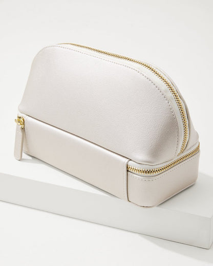Tommy Bahama Featured - Abby Pearl Pineapple Travel Organizer