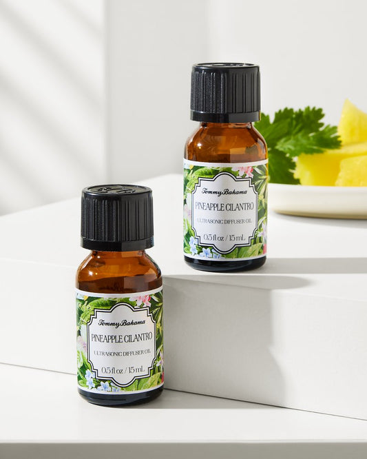 Tommy Bahama Value - Pineapple Cilantro Ceramic Pineapple Diffuser Oil Refill Set