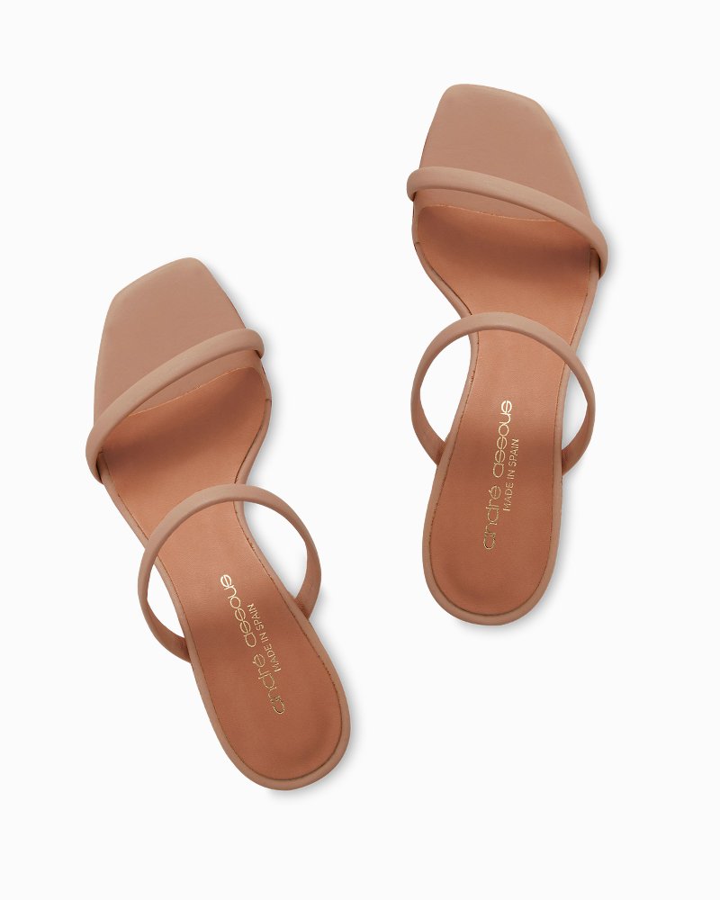 Tommy Bahama New - André Assous Joie Sandal