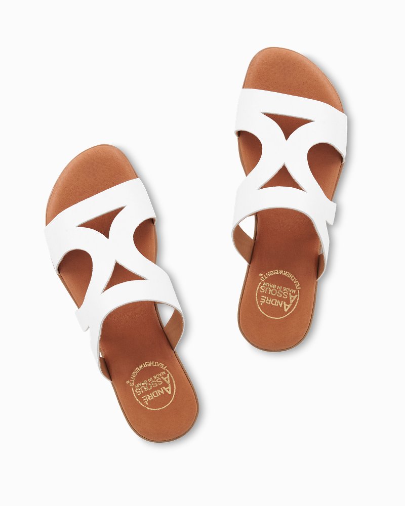 Tommy Bahama Essential - André Assous Nailea Nappa Sandals