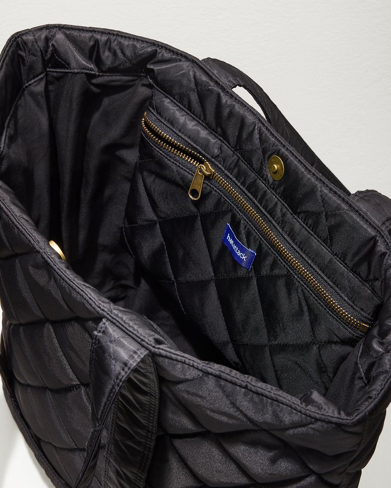 Tommy Bahama Signature - Quilted Traveler Bag