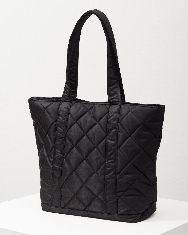 Tommy Bahama Signature - Quilted Traveler Bag