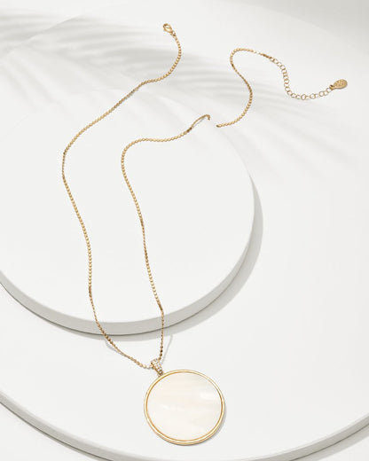 Tommy Bahama Top Pick - Madeira Shell Pendant Necklace