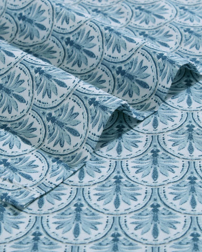 Tommy Bahama Deals - Coastal Batik Blue 4-Piece Queen Sheet Set