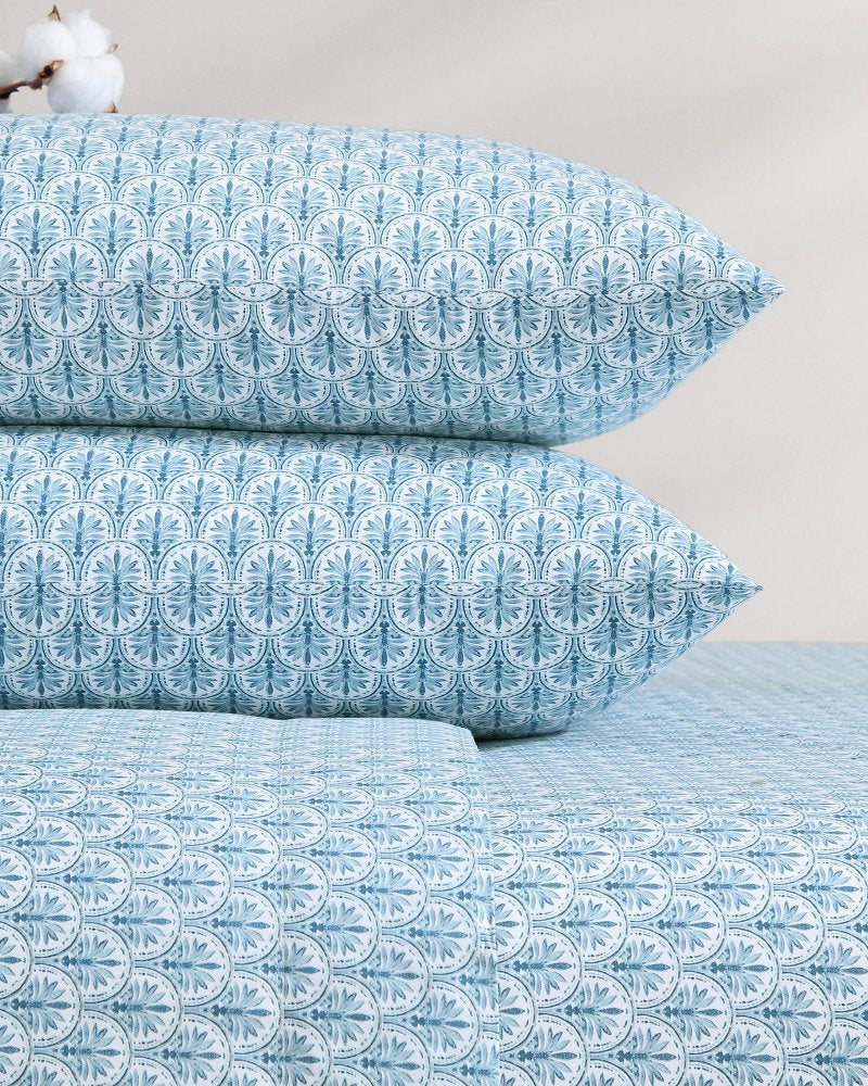 Tommy Bahama Deals - Coastal Batik Blue 4-Piece Queen Sheet Set