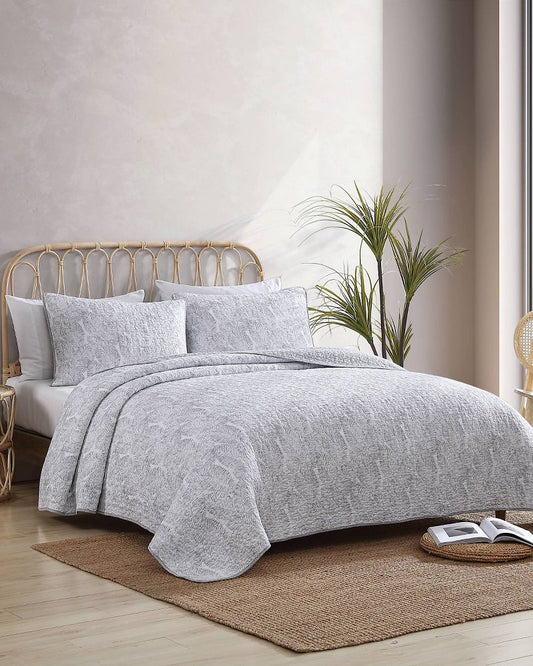 Tommy Bahama Hot Sale - Water Leaves 2-Piece Twin Quilt Set