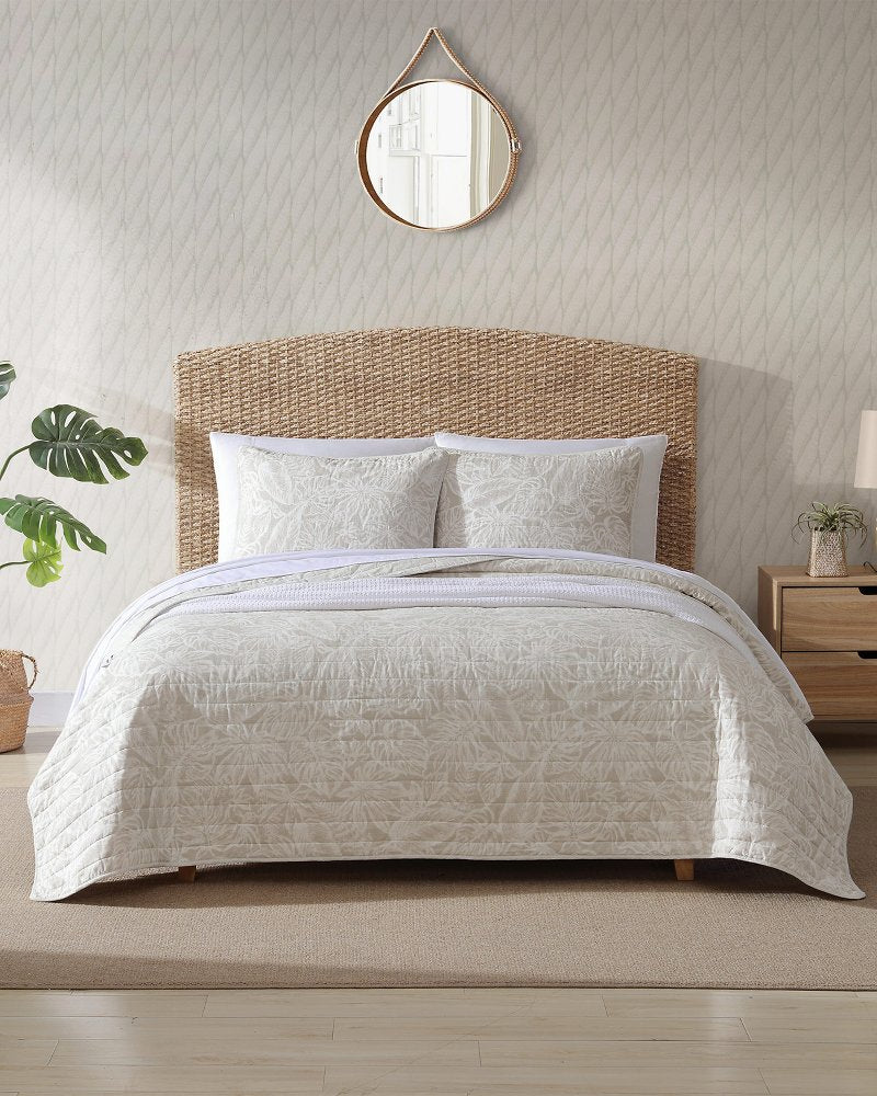 Tommy Bahama Quality - Ocean Deep Reversible 3-Piece Full/Queen Quilt Set