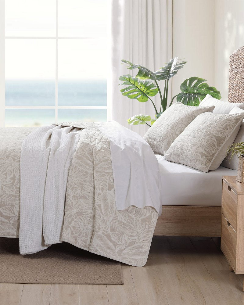 Tommy Bahama Quality - Ocean Deep Reversible 3-Piece Full/Queen Quilt Set