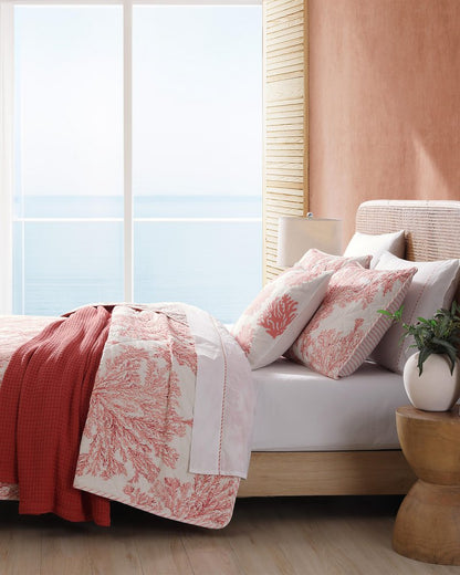 Tommy Bahama Value - Coral Garden Reversible 3-Piece Full/Queen Quilt Set