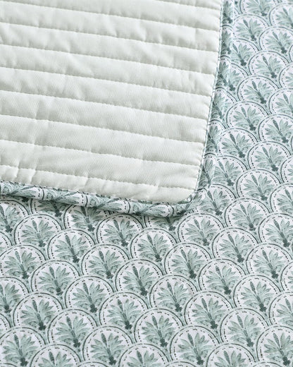 Tommy Bahama Deals - Coastal Batik 3-Piece Full/Queen Quilt Set
