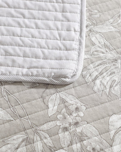Tommy Bahama Trusted - Jungle Toile Reversible 3-Piece King Quilt Set