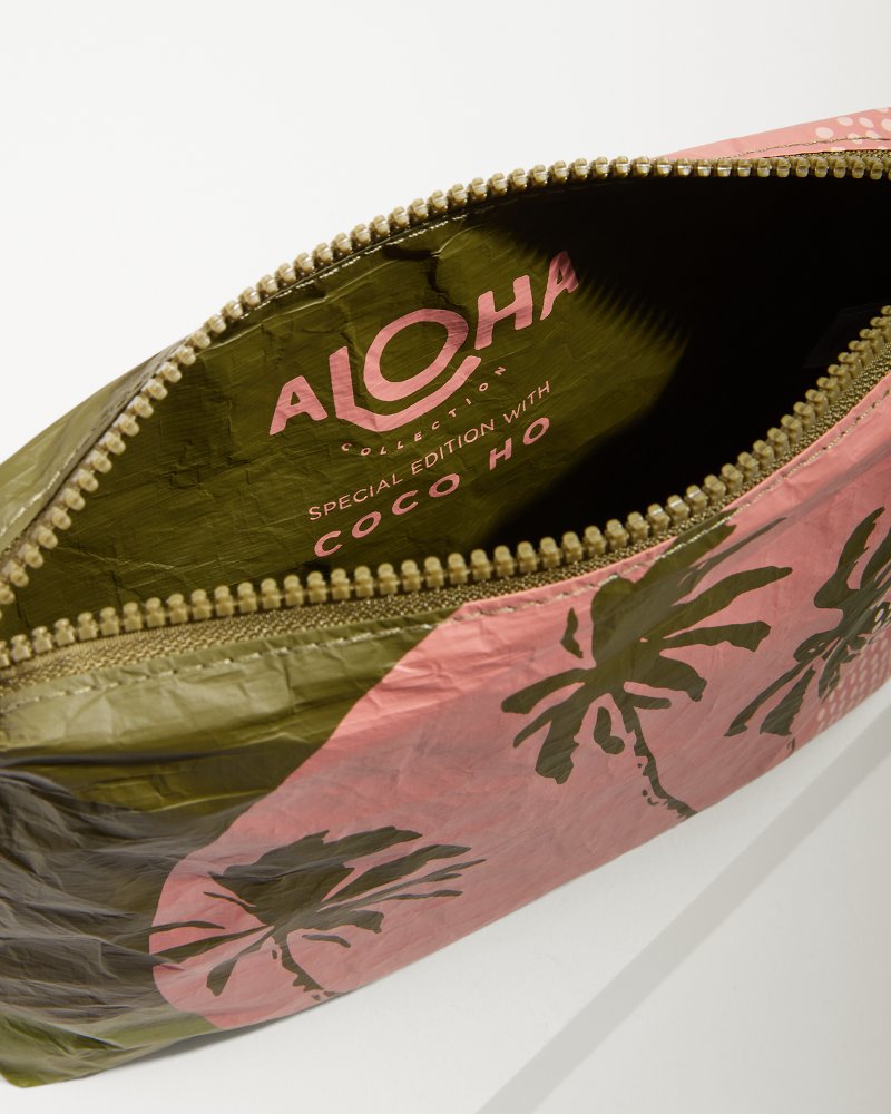 Tommy Bahama Customer Favorite - Aloha Collection Paumalu Small Pouch