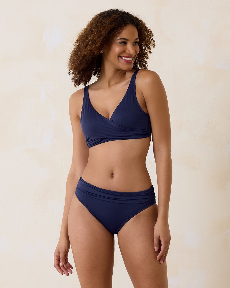 Tommy Bahama Signature - Pearl Underwire Wrap-Front Bikini Top