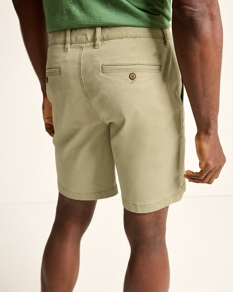 Tommy Bahama Popular - Boracay® Chino 9-Inch Shorts