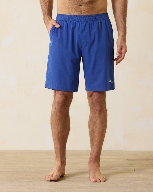 Tommy Bahama Signature - Monterey Coast Hybrid IslandZone® 9-Inch Shorts