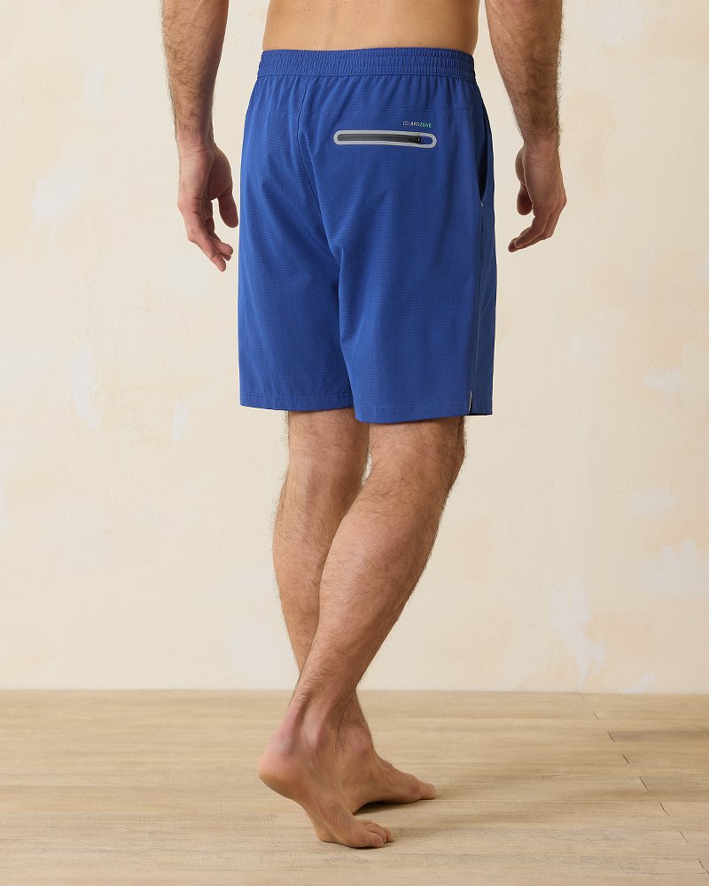 Tommy Bahama Signature - Monterey Coast Hybrid IslandZone® 9-Inch Shorts