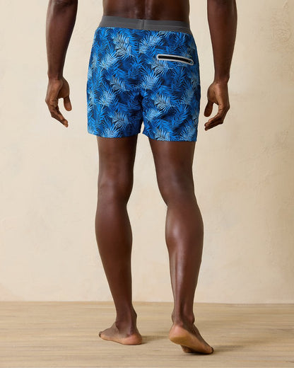 Tommy Bahama Trusted - Maui Breaker Palm Route 5-Inch Hybrid Shorts
