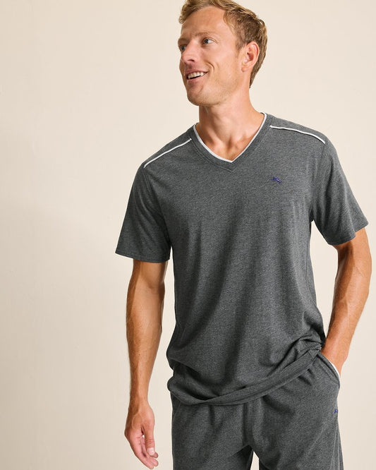 Tommy Bahama Trusted - Jersey Short-Sleeve V-Neck T-Shirt