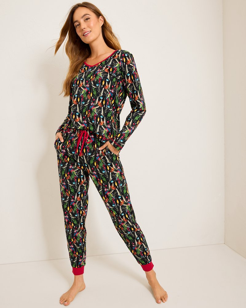 Tommy Bahama Trusted - Holiday Parrot V-Neck & Pants Family Pajama Set