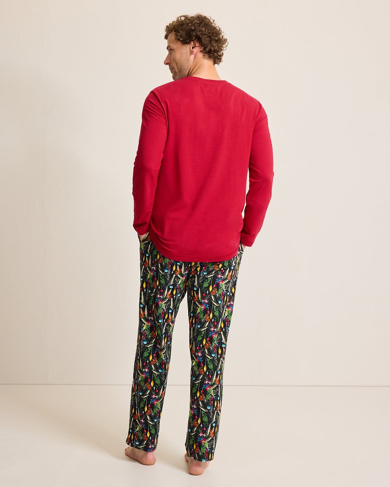 Tommy Bahama Premium - Holiday Parrot Henley & Pants Pajama Set