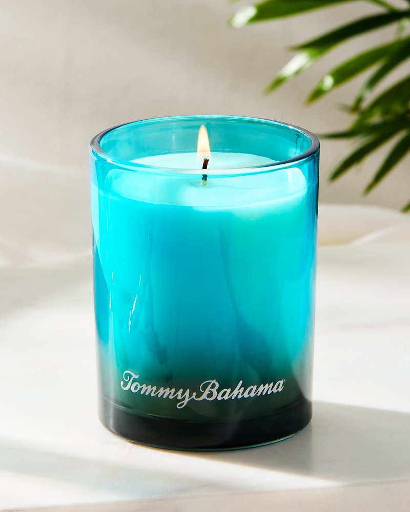 Tommy Bahama Customer Favorite - Coconut Oasis 7.5-oz. Boxed Poured Candle