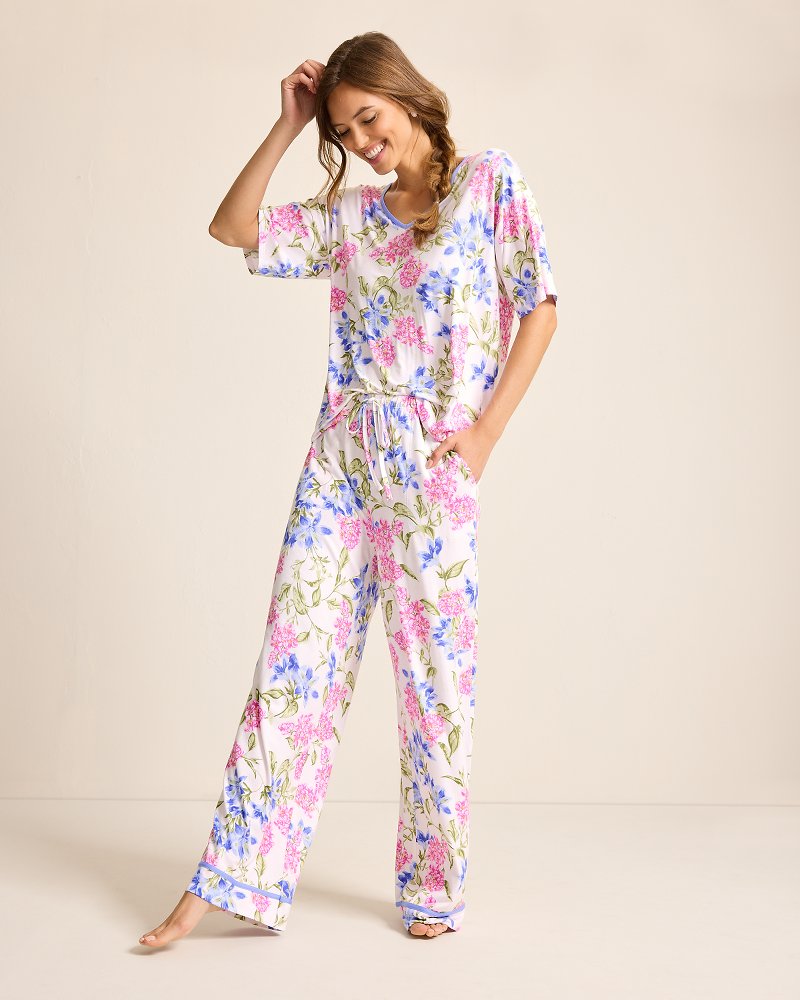 Tommy Bahama Sale - Jersey V-Neck Top & Pants Pajama Set